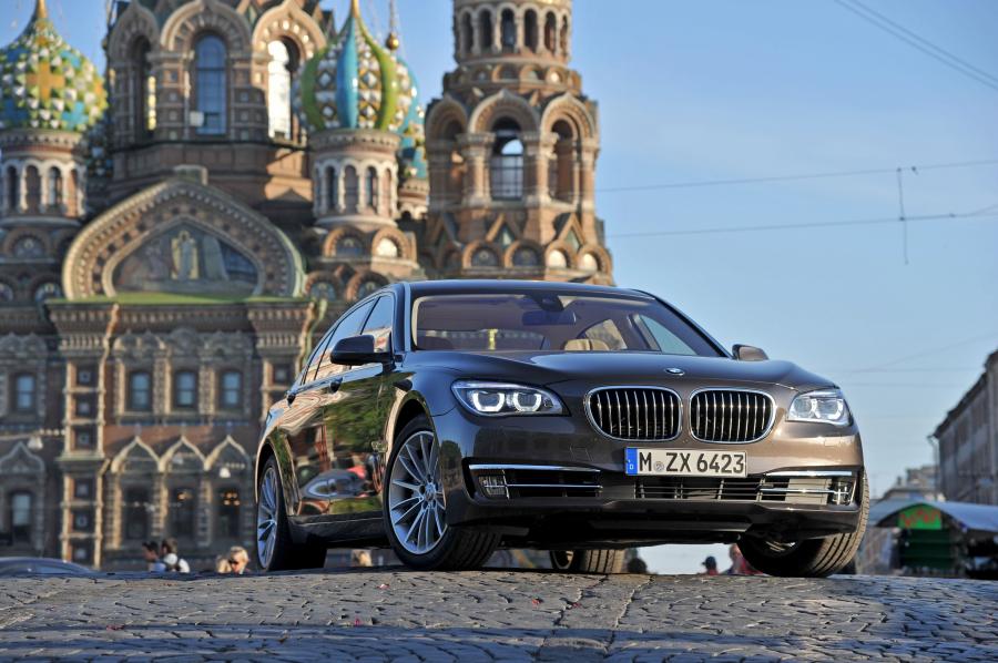  BMW 750iL 2013 года  (фото 76 из 96)